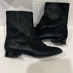 “VALENTINA RANGONI” Black Sheen Ankle Boots! Size 9M! Amazing!!